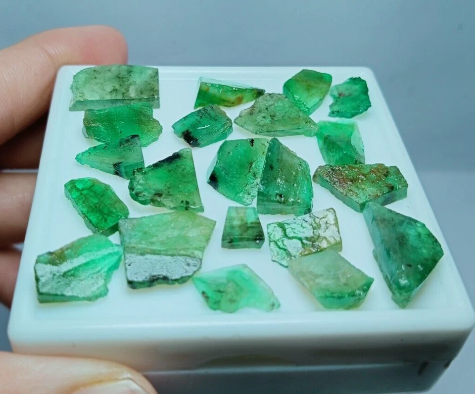 10 Pices Emerald Rough, 8 to 12mm, Emerald Rough Lot, Zambian Emerald Rough. - image 3 of 3