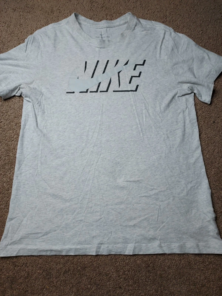 light grey nike shirt