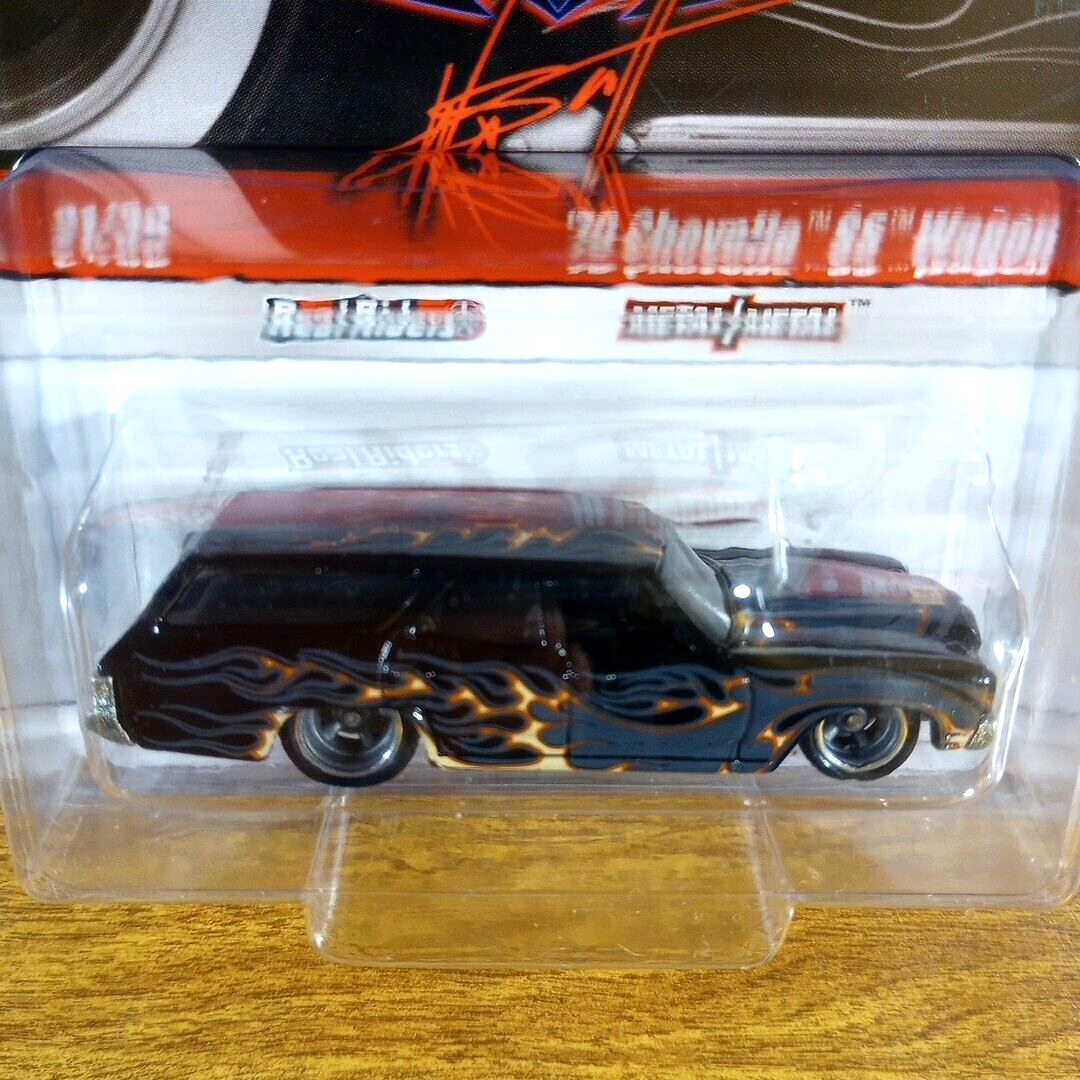 Hot Wheels Wayne's Garage '70 Chevelle SS Wagon Black Real Riders