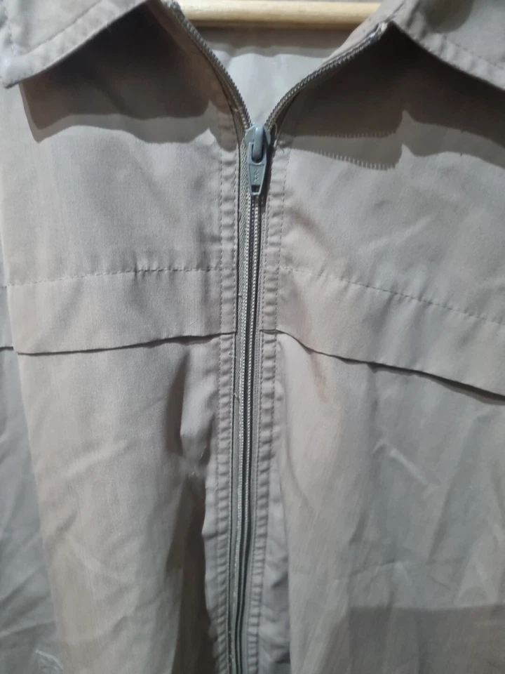 Excellent men's tan zip up jacket size 48 (L) from Invicta International - Image 3 of 4