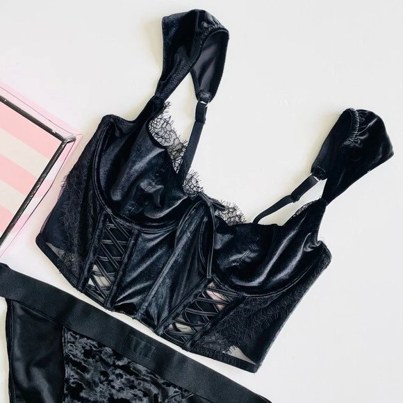 LARGE Victoria’s Secret velvet black corset bra set bikini panties - Image 2 of 4