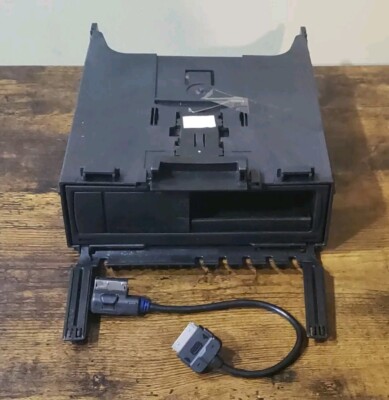 2007 2008 2009 AUDI Q7 AMI MMI MUSIC INTERFACE CONTROL MODULE J25