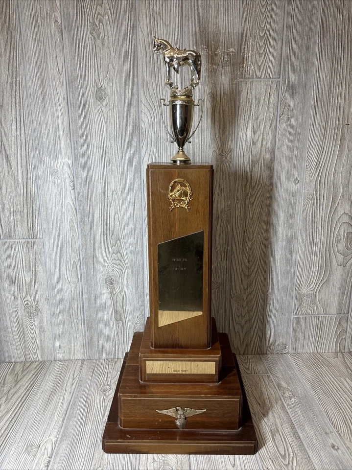 VINTAGE Horse Trophy HUGE 30 INCH Equestrian Decor Award Office Rare Podium MCM - Image 2 of 4