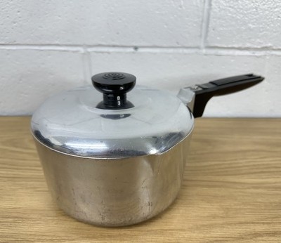 Magnalite Classic 2 Qt Sauce Pan Double Spout With Lid
