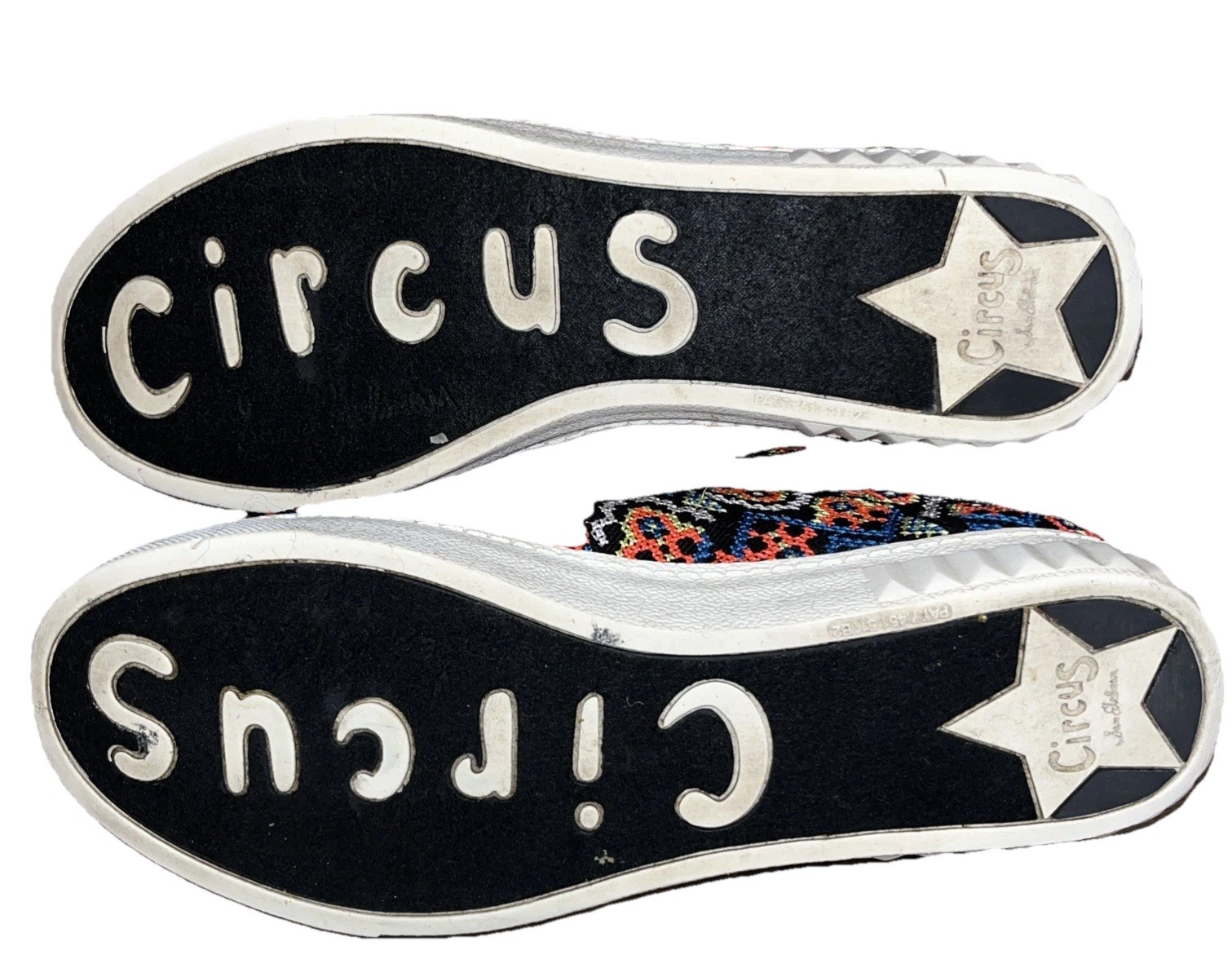 Sam Alderman Circus Design MulticolorEmbroidery T… - image 4