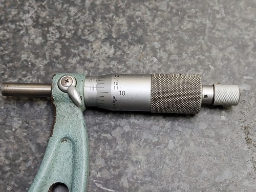 Micromètre Mitutoyo 5" à 6" avec dé à cliquet et faces en carbure  - Photo 9/9