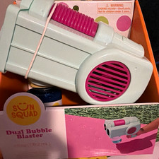 Sun Squad Dual Bubble Blaster Bubble Toy Gun, White/Pink, Ages 3