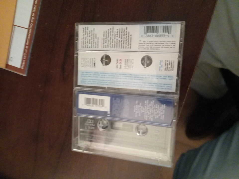 LOT OF 2 CHET ATKINS CASSETTE TAPES, THE ESSENTIAL SERIES,  CHET ATKINS LES PAUL - Image 2 of 3