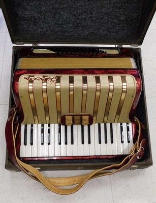 Hohner Concerto II Piano Accordion - Red & Gold with Case & Straps