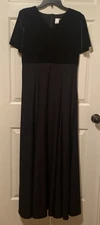 Southeastern Performance Apparel Leisha  Concert Dress Black Short Sleeve Sz 12