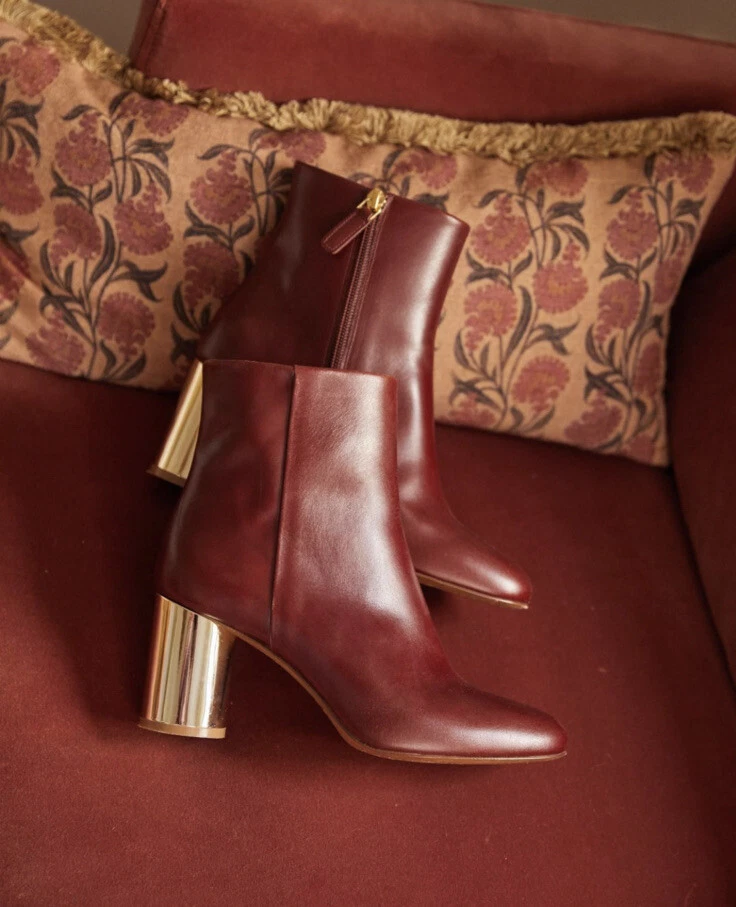Sezane hotsell gold boots