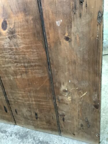 31 3/4"X 67 1/8" Very Old Cottage Painted & Stained Pine 4 Plank Ledge Door - Picture 6 of 12