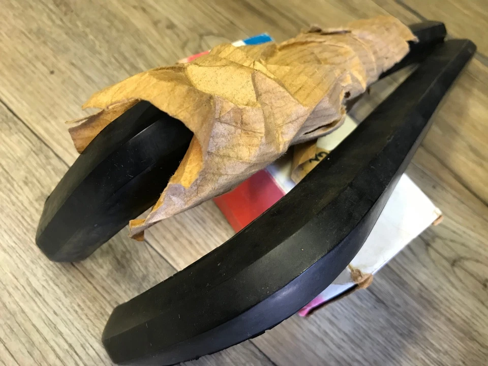 Plymouth GTX 1968 Satellite B carrocería nos parachoques delantero protectores 2856561 2856560 C-G Foto 2 de 4