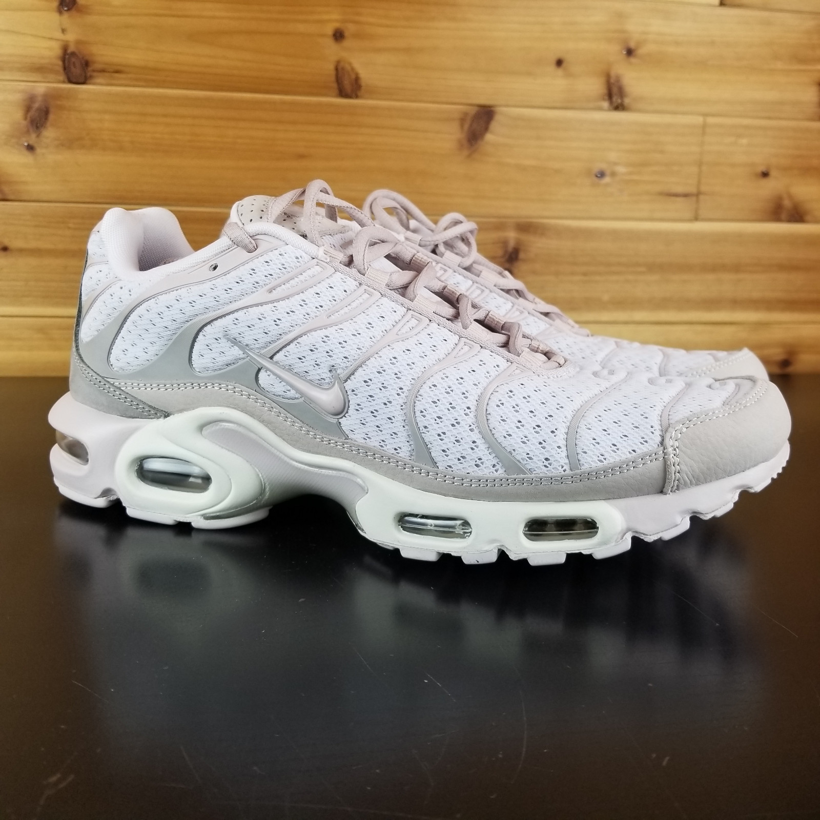 nike air max plus pearl pink