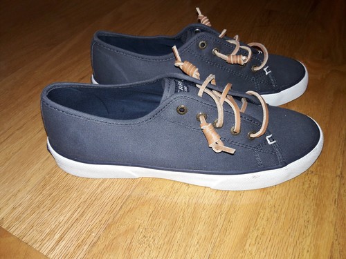 sperry pier view navy