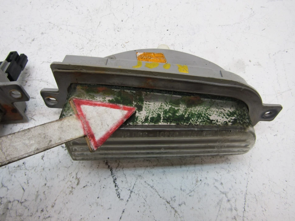 Lámpara de respaldo trasera XG350 2002 2003 lado conductor pasajero luz de marcha atrás OEM Foto 3 de 4