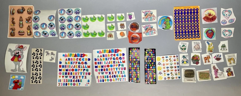 Lote de pegatinas vintage años 80 90 SANDYLION, SMILEMAKERS, LISA FRANK SCRATCH&SNIFF Foto 3 de 4