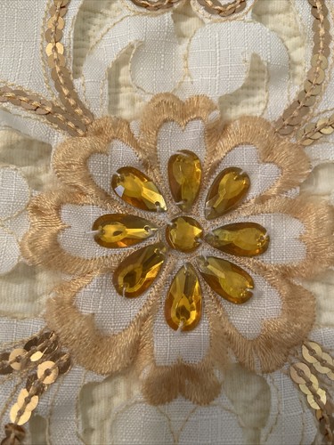 Beautiful Luxury Table Runner White With Gold Rhinestones Sequins Long 52 X 16” - Picture 10 of 13