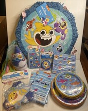 Decoraciones de fiesta temáticas de tiburón bebé - Cumpleaños - Pinkfong - Suficiente para 16 invitados