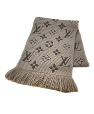 LOUIS VUITTON Escharp logomania scarf