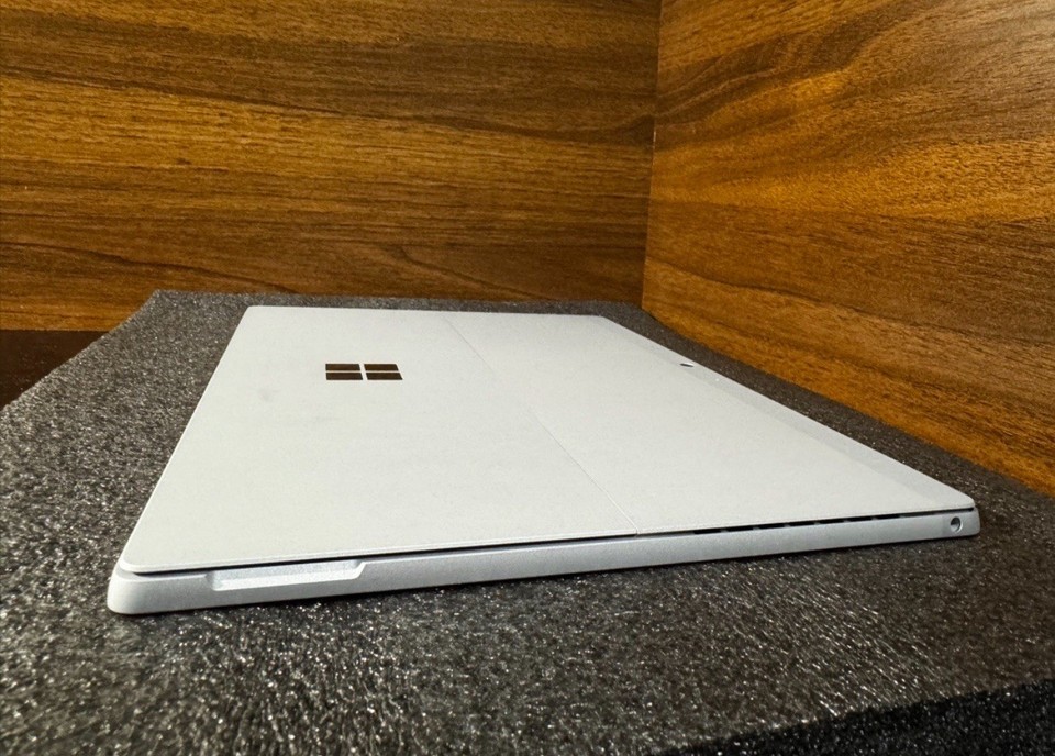 Microsoft Surface Pro 7+ LTE, Intel i5, 8GB Ram, 256GB, Windows 11 Pro