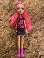 clawdeen's little sister