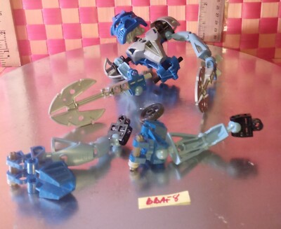 Building Blocks Action Figure, light blue and grey, spin wind reel, 6 1/2'' H