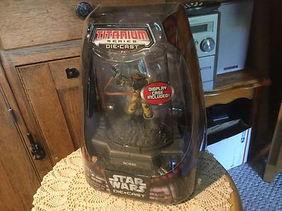 NIB STAR WARS BOSSK TITANIUM SERIES DIE-CAST FIGUR VITRINE COLLECTOR SERIE