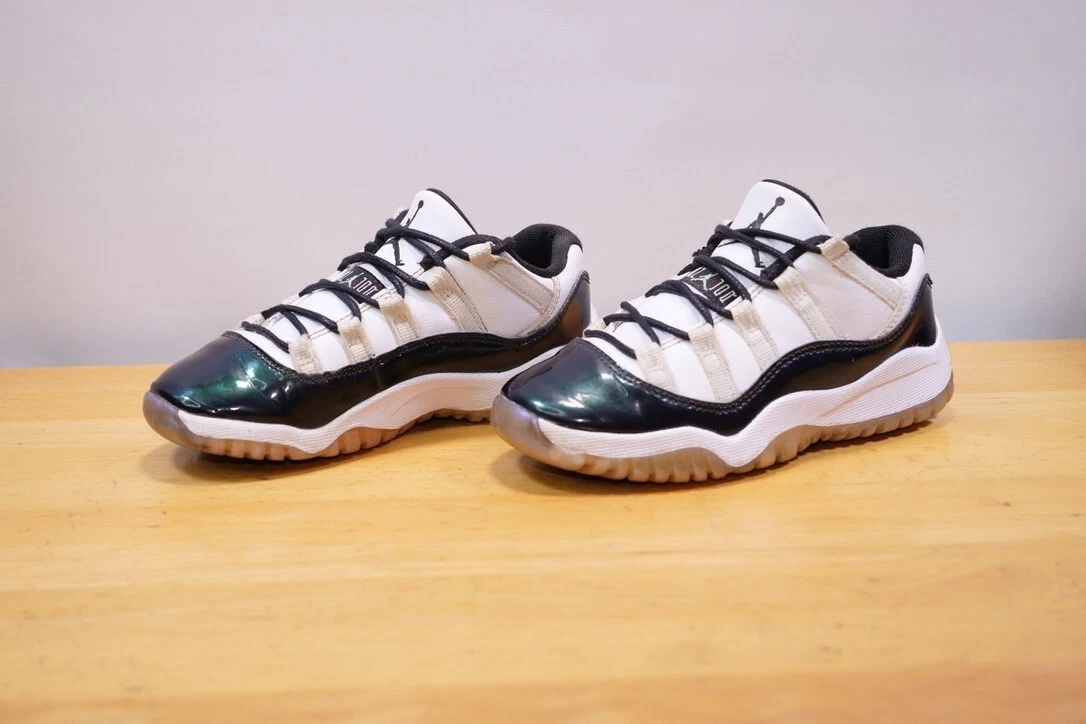 Jordan 11 retrò basso iridescente (PS) taglia 11C