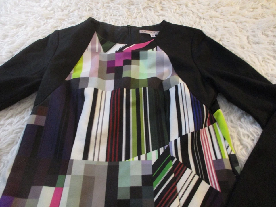 Vestido Trina Turk Para Mujer 8 Negro Forrado Geométrico Elastizado Firmado Cambio Arte para USAR Foto 2 de 4