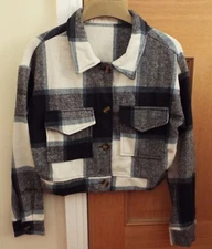 NEW - WOMENS SHORT CHECKED JACKET SIZE SMALL