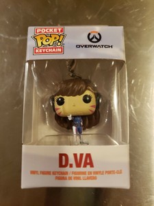 dva funko pop keychain