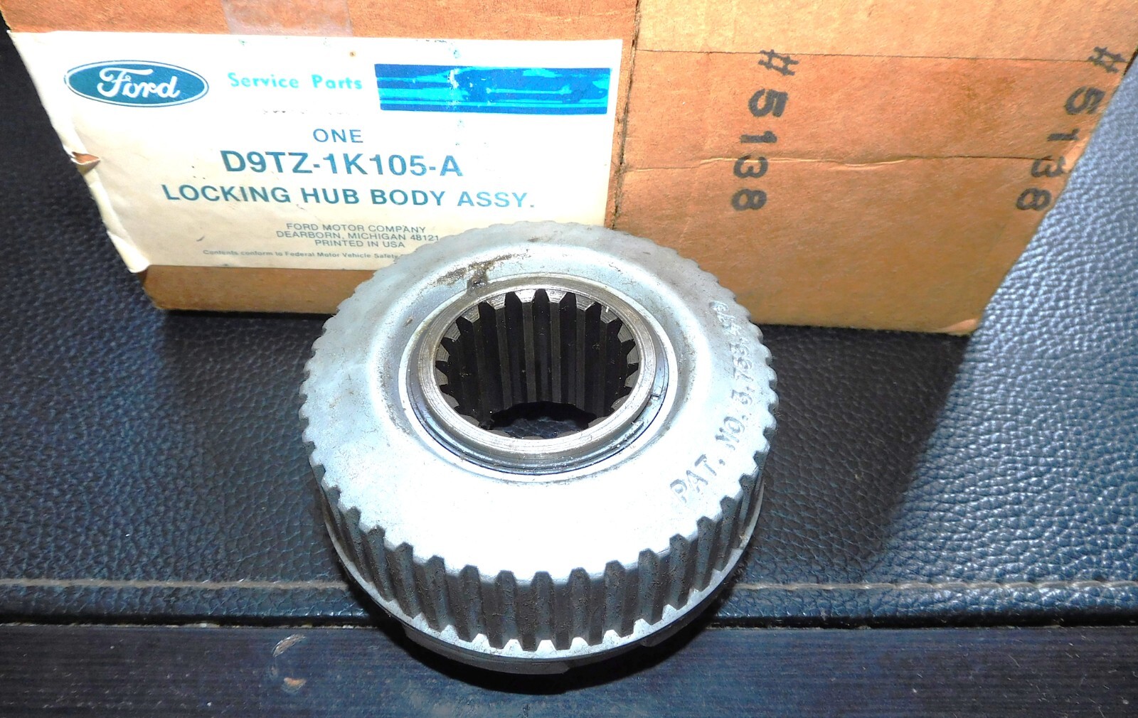 19731979 Ford F100 F150 F250 F350 Truck 4WD NOS 4X4 LOCKING FRONT HUB