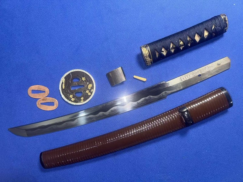 Japanese Sword Nihontou Gendaito Tanto Signed Taguchi Yukiyoshi saku in Koshirae