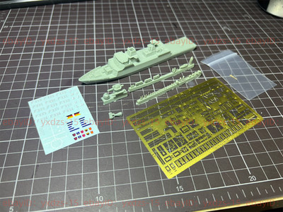 1/700 Deutsch Marine Braunschweig-Klasse Korvette (F260)
