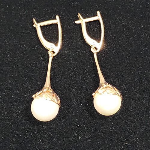 Omega-Ohrringe mit Kunstperlen 1 Zoll Tropfen roségoldfarben - Bild 2 von 7