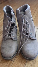 Crown Vintage Women Soft Leather Bootie Size 8M Brown Boots Heeled