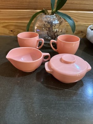  Melmac Creamer 208, Sugar 210,209, And Cups507 Harmony House