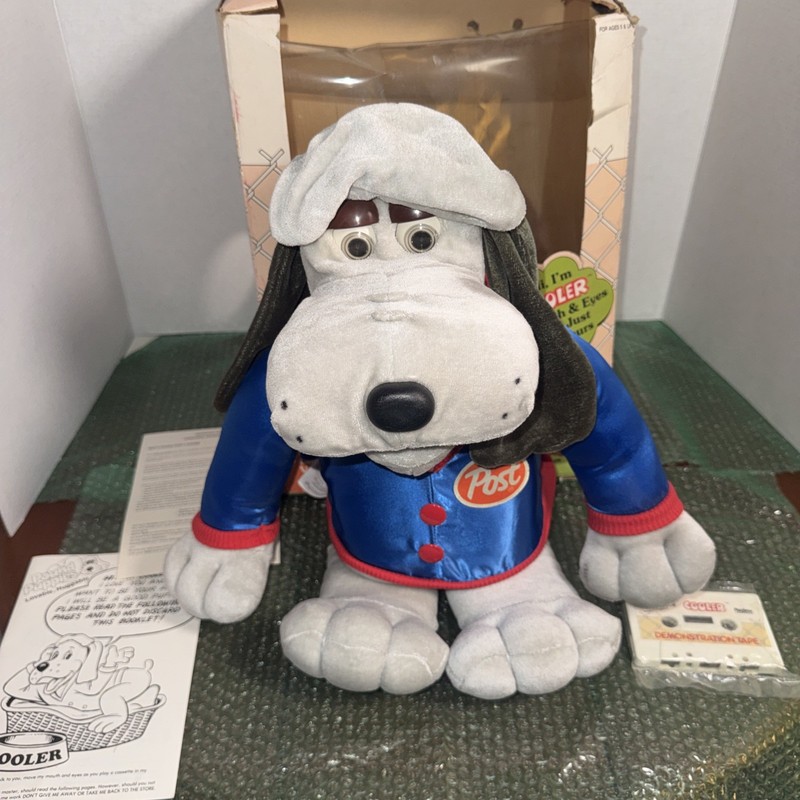 Vintage Pound Puppies Talking Plush Cassette Player With Box And Instructions