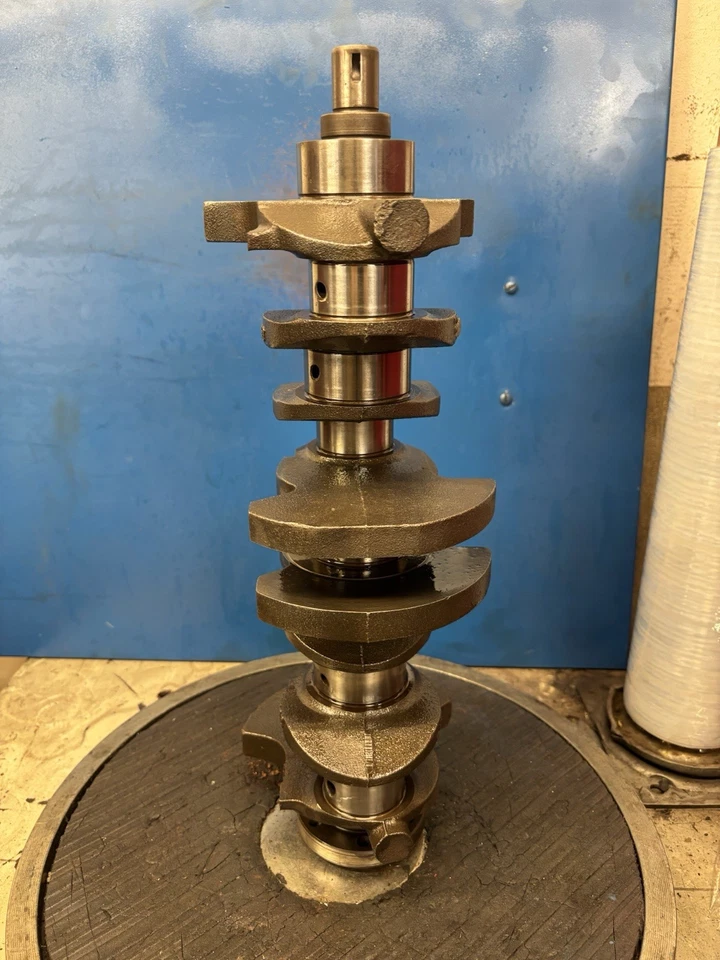 Chrysler Crankshaft 2.2L, 135 ,Reground , Casting 738, 6 Bolt, Mains&Rods .010 - Image 2 of 4