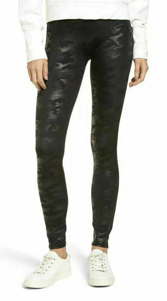 NWOT SPANX FAUX LEATHER CAMO LEGGINGS PETITE BLACK CAMO 20185Q