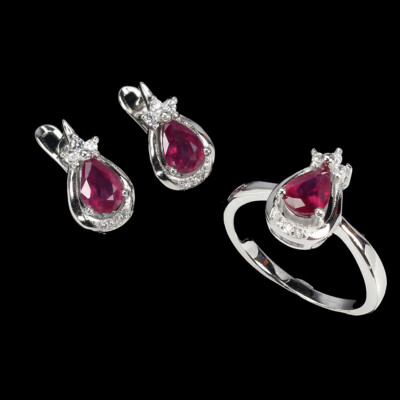 925 Sterlingsilber Schmuck Set Birne Rubin 6x4mm Natürlicher Edelstein Schmuck