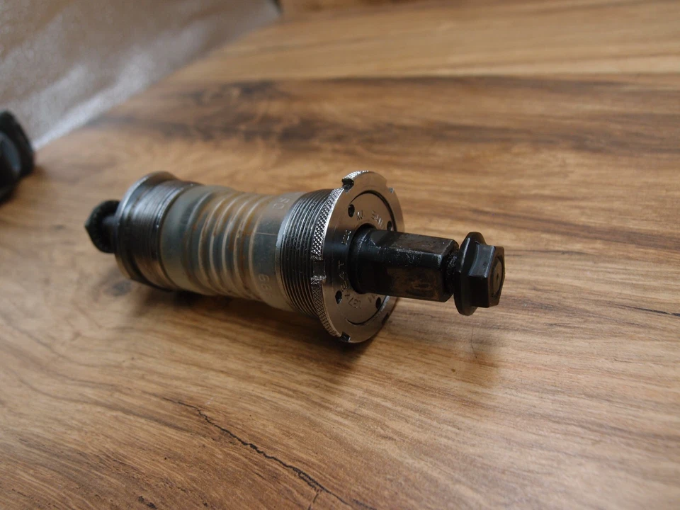 1986 vintage road bike bottom bracket Shimano 3P Cr-Mo 119 mm BSA / 68 mm - Image 3 of 4