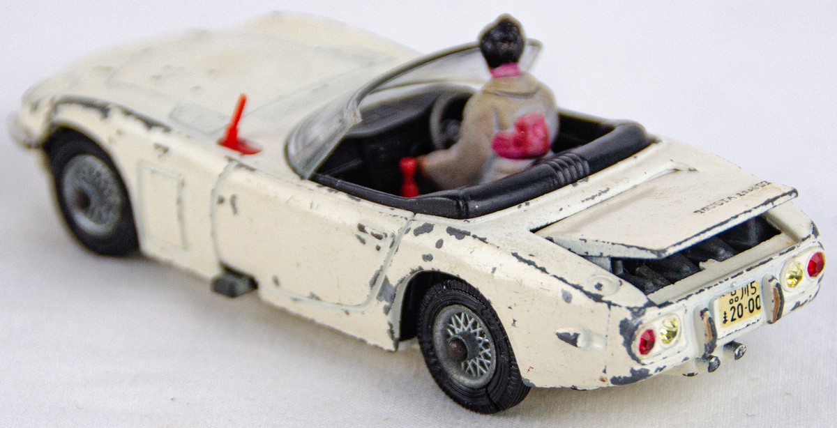 ミニカー CORGI TOYS JAMES BOND TOYOTA 2000GT 007 Vintage 1967 Corgi James Bond 007 Toyota 2000 GT You Only