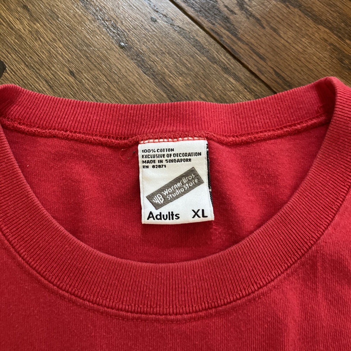 Vintage Warner Bros Looney Tunes Embroidered T Shirt Red XL Studio