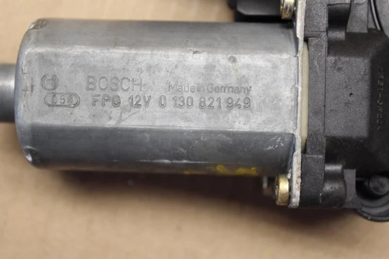 2004 JAGUAR X TYPE LEFT DRIVER SIDE REAR DOOR POWER WINDOW MOTOR 0130821949 - Image 3 of 4