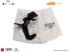 Serrure crochet capot moteur