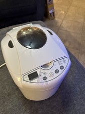 Sunbeam Bread Maker Machine Model # 5890- Mak...
