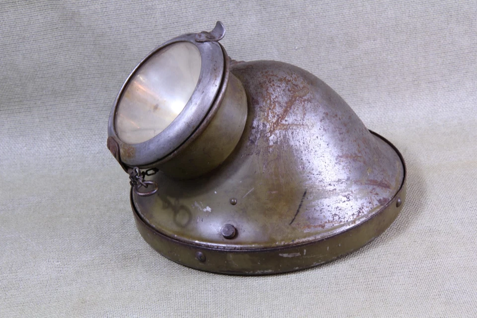 Victor BSA Headlight Head/ Search Light  British  Military Green - Image 3 of 4