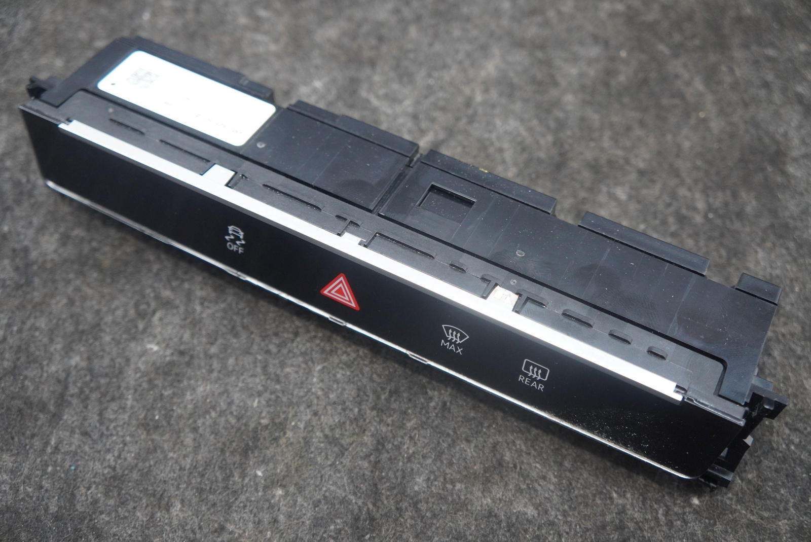Console Hazard Defrost Traction Control Switch Panel 4ML925301B Lamborghini Urus